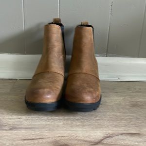 Sorel Joan of Arc wedge